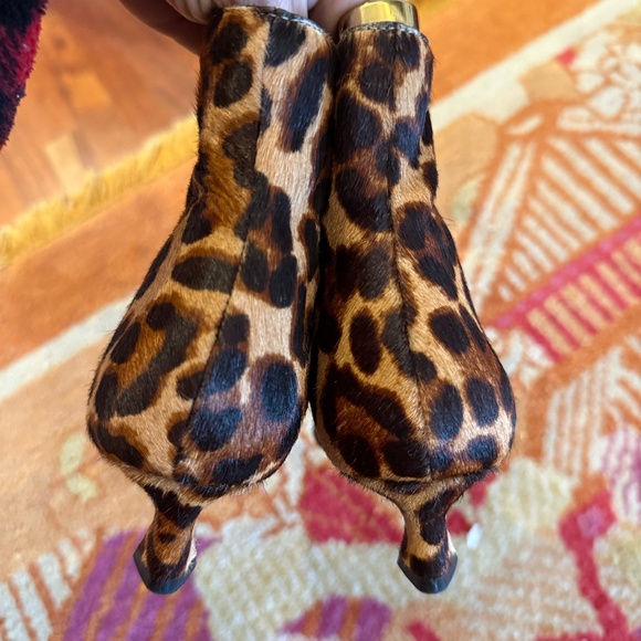 Gianni Bini Georgina leopard print calf hair kitten heel botties sz 6 - Picture 4 of 4